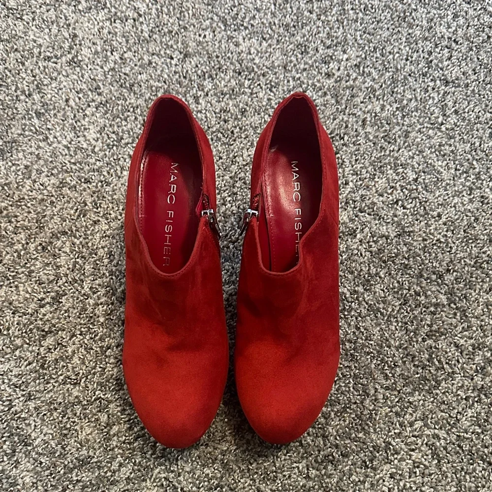 Marc Fisher Red Suede Booties Size 8 1/2